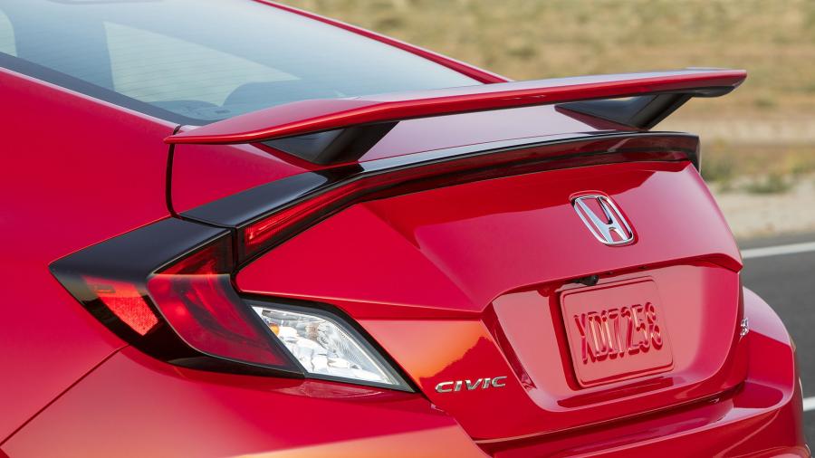 Детали экстерьера Honda Civic Si Coupe 2017 года  (NA) (фото 66 из 79)